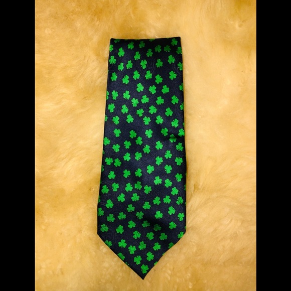 💜SALE 3/$15💜TRADITIONAL CRAFT SILK TIE. Polyester lining. - Picture 1 of 2